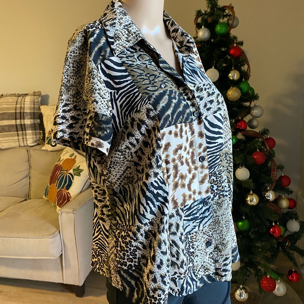 GREAT CONDITION - PETITE (L) Notations Animal Print Top